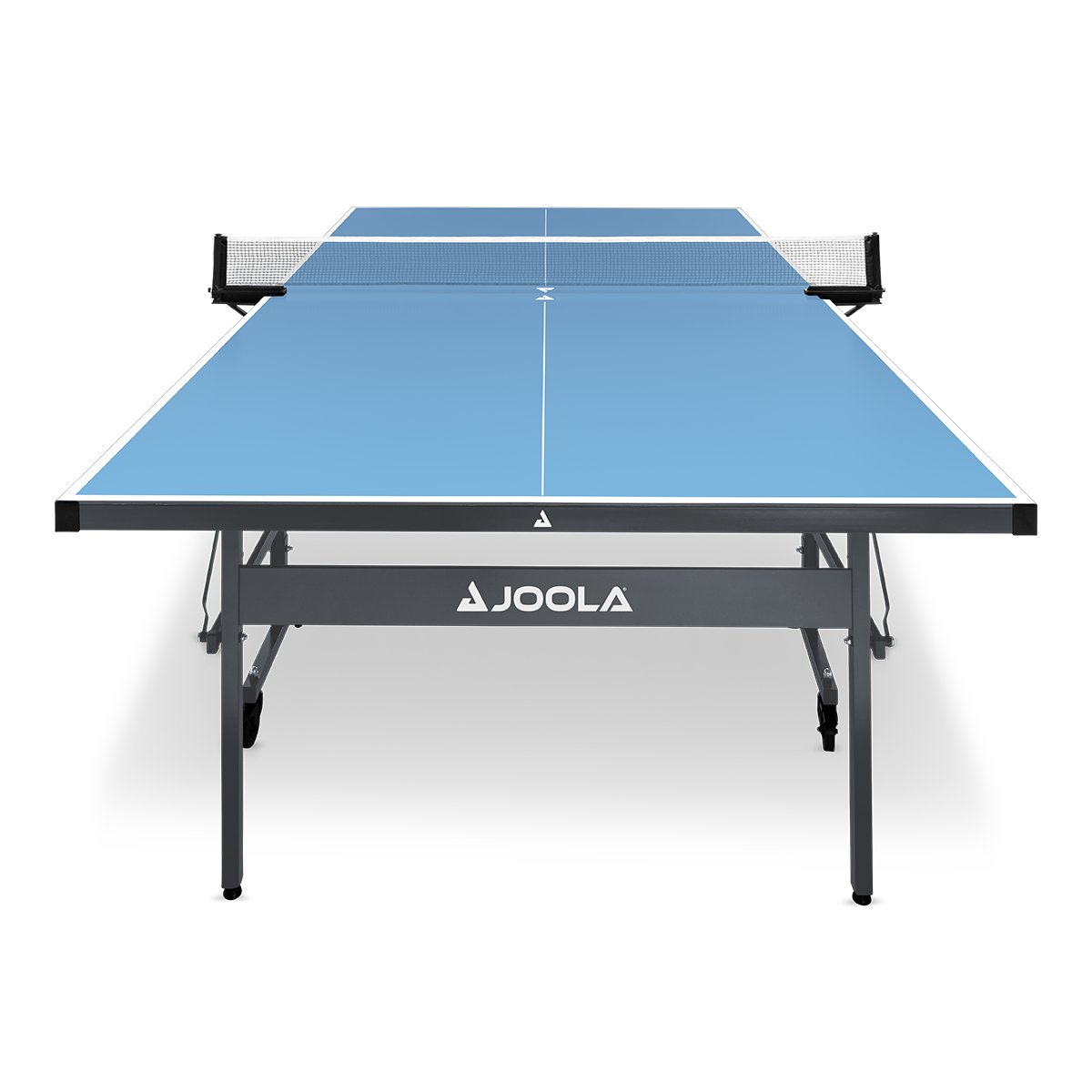Blaue Tischtennisplatte von JOOLA, frontal aufgenommen, mit Netz und stabilen schwarzen Beinen.