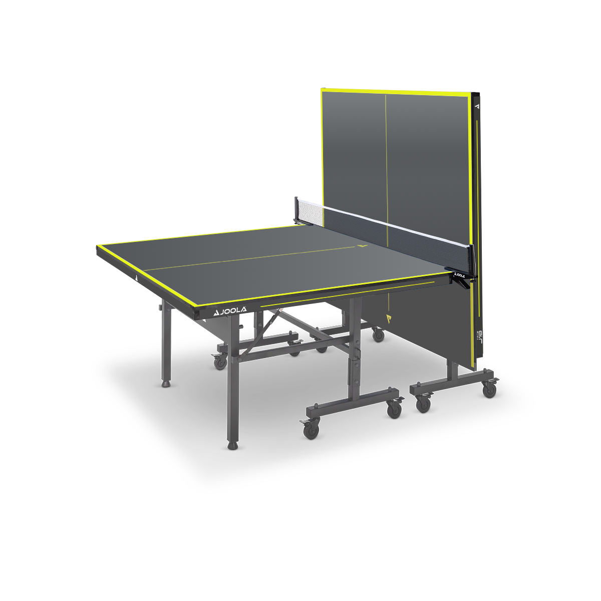 Tischtennisplatte JOOLA mit einer Spielfeldhälfte hochgeklappt, schwarz mit gelben Linien.