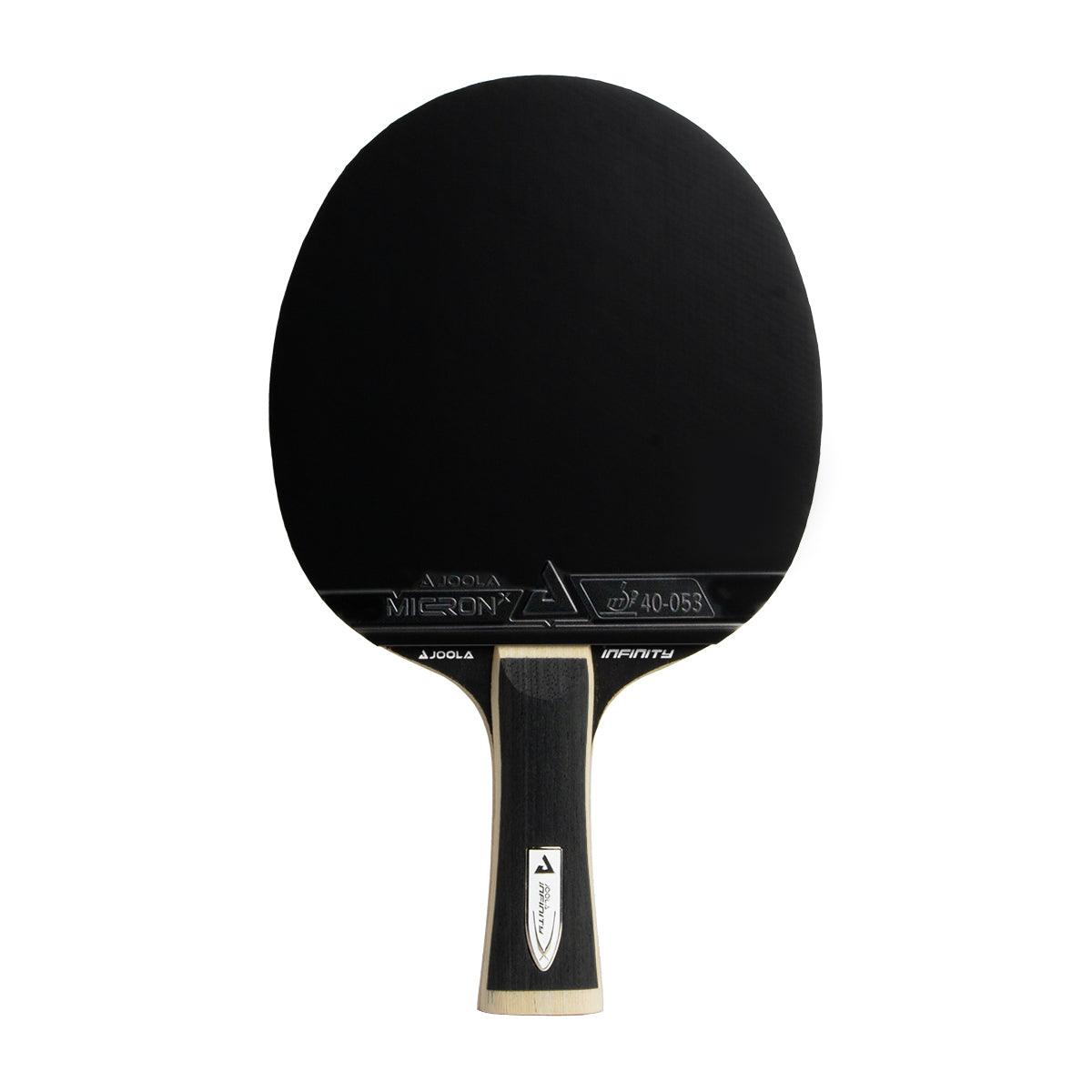 Tischtennisschläger mit schwarzer Bespannung und schwarzem Griff, Modell Joola Micron Infinity.