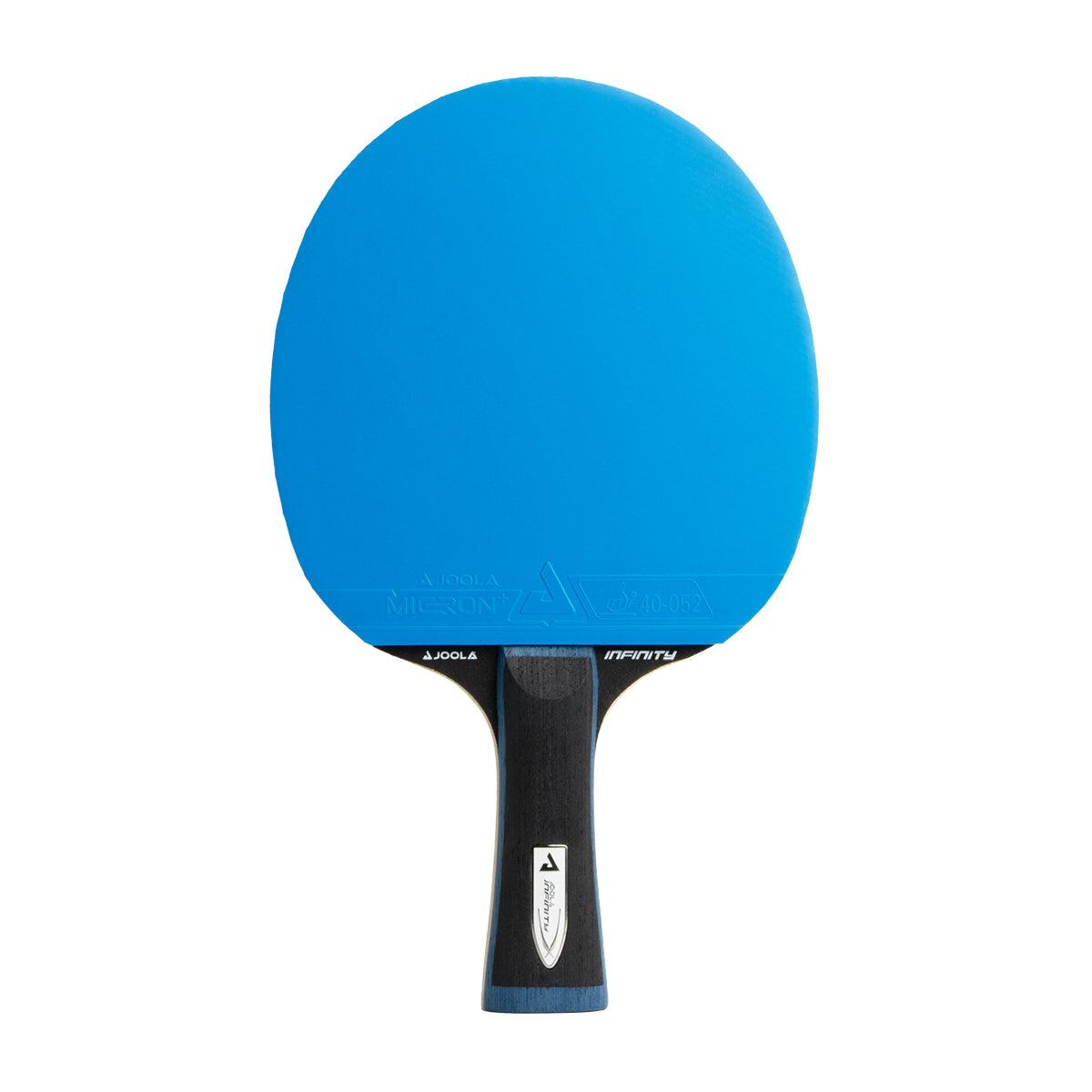 Tischtennisschläger mit blauem Belag und schwarzem Griff.