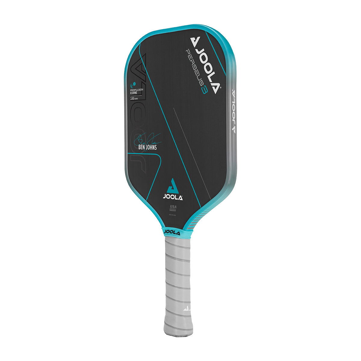 Fokus auf das Material des JOOLA Pickleball Schläger Ben Johns Perseus 3 16, zeigt das innovative Design.